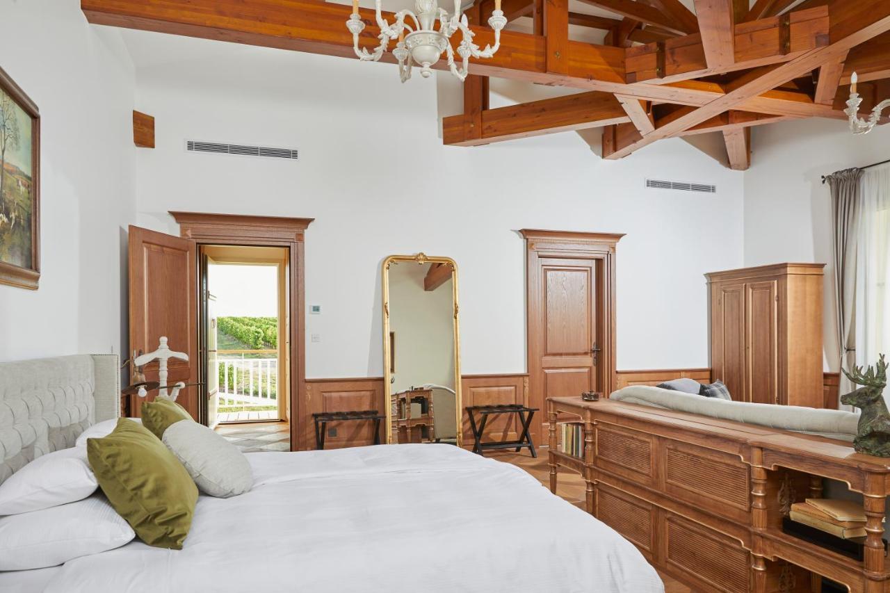 Chateau De Clotte & Suites Les Salles-de-Castillon 外观 照片